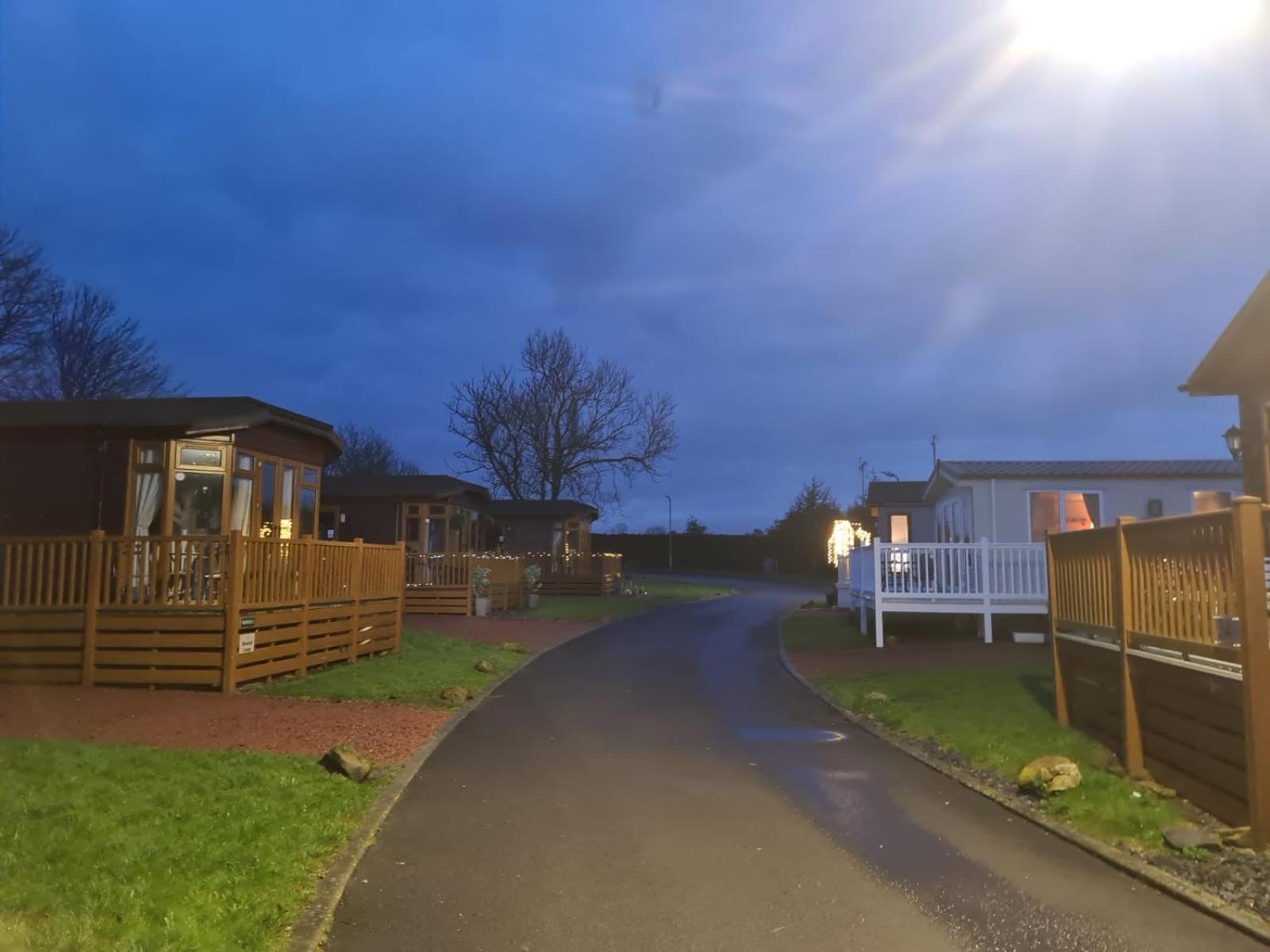 Fern Lodge Holiday Lets Presents Ruby Lodge Felton (Northumberland) Exterior foto